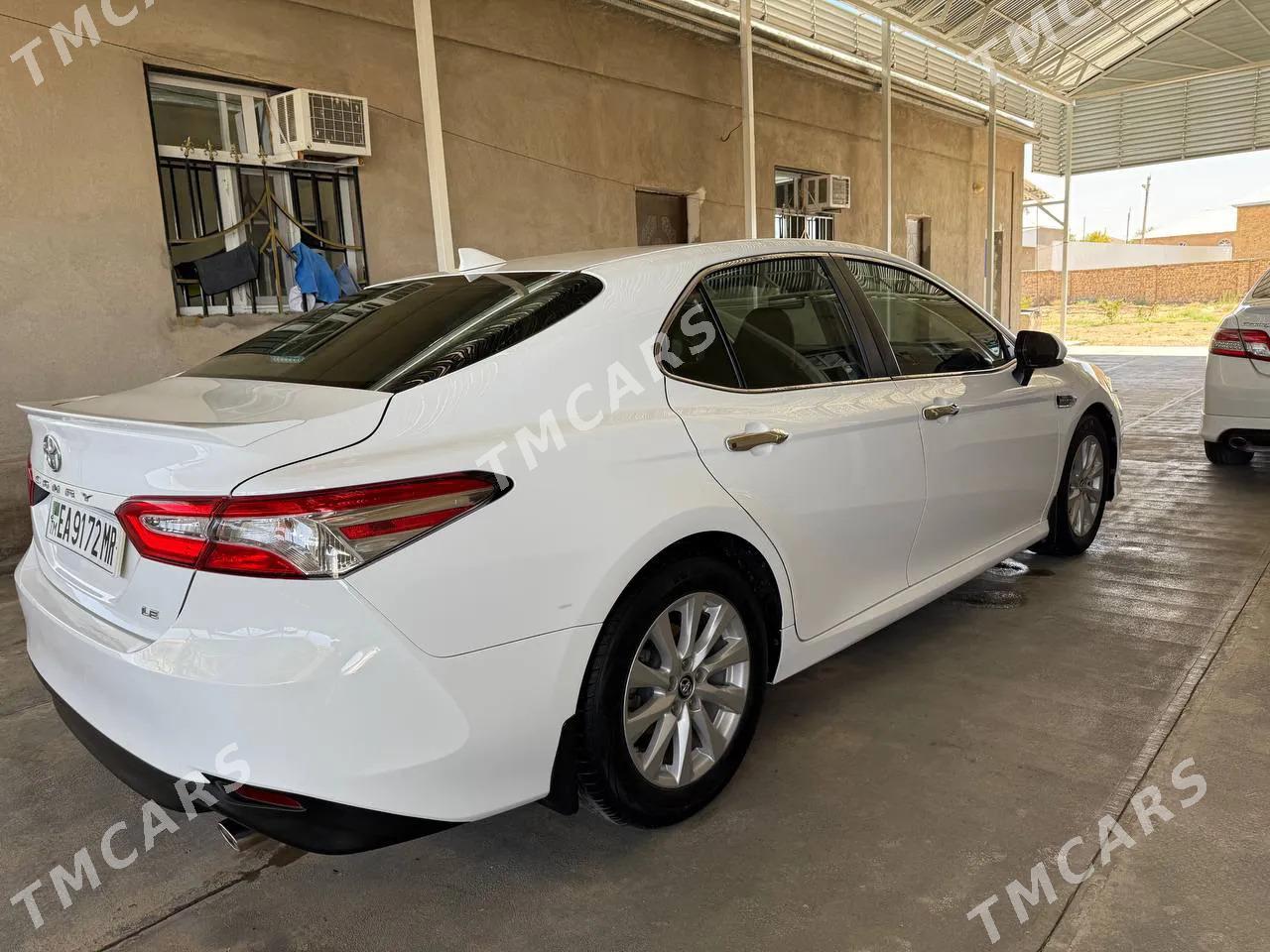 Toyota Camry 2019 - 310 000 TMT - Тагтабазар - img 5