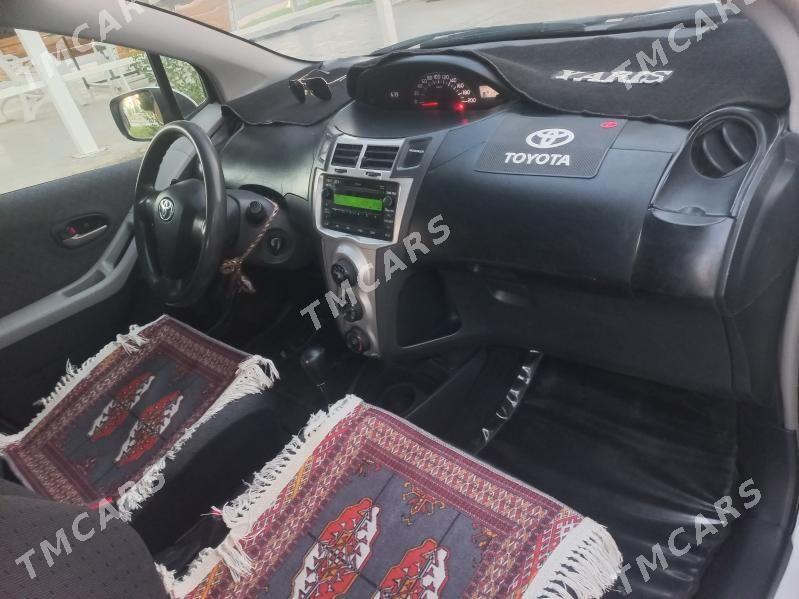 Toyota Yaris 2010 - 120 000 TMT - Podwoýski köç. (Bitarap Türkmenistan şaýoly) - img 6