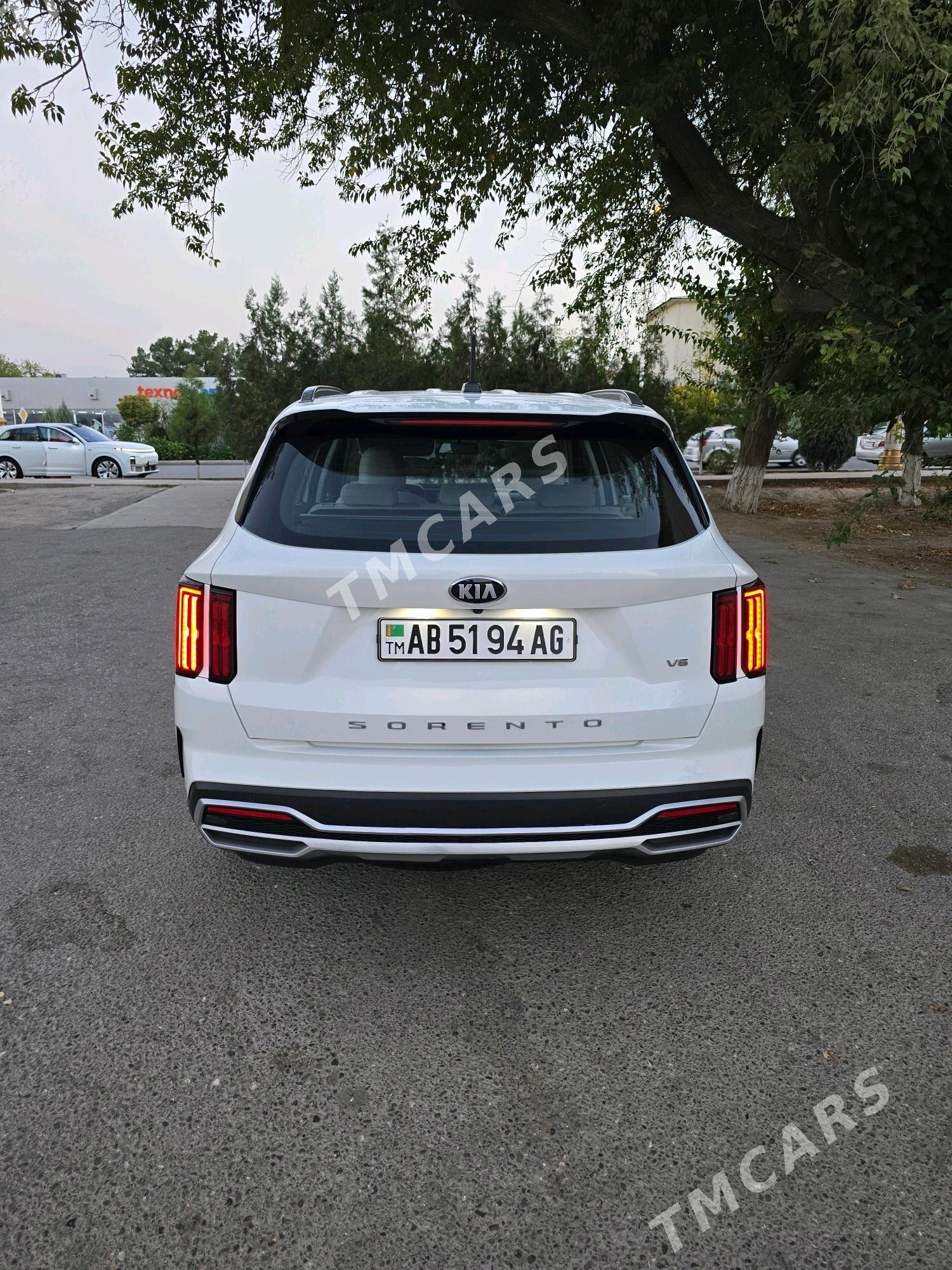 Kia Sorento 2022 - 465 000 TMT - 6 mkr - img 2