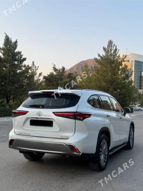 Toyota Highlander 2022 - 640 000 TMT - Балканабат - img 4
