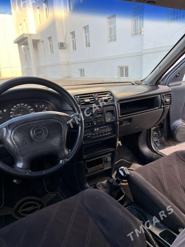 Opel Vectra 1993 - 20 000 TMT - Дашогуз - img 5