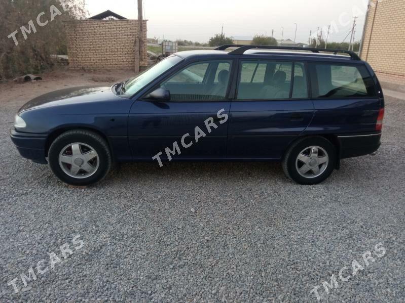Opel Astra 1996 - 40 000 TMT - Murgap - img 2