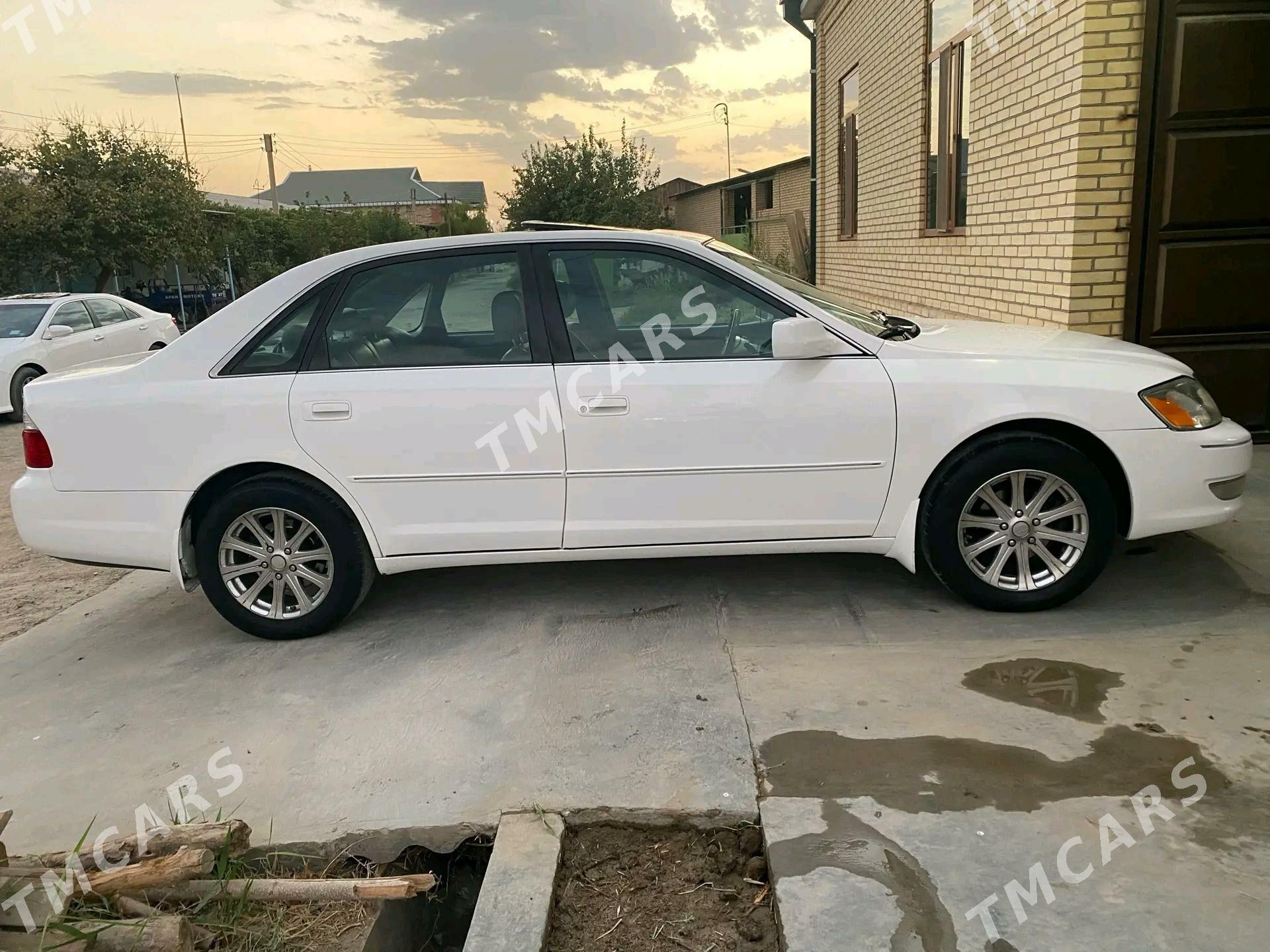 Toyota Avalon 2004 - 200 000 TMT - Дянев - img 4