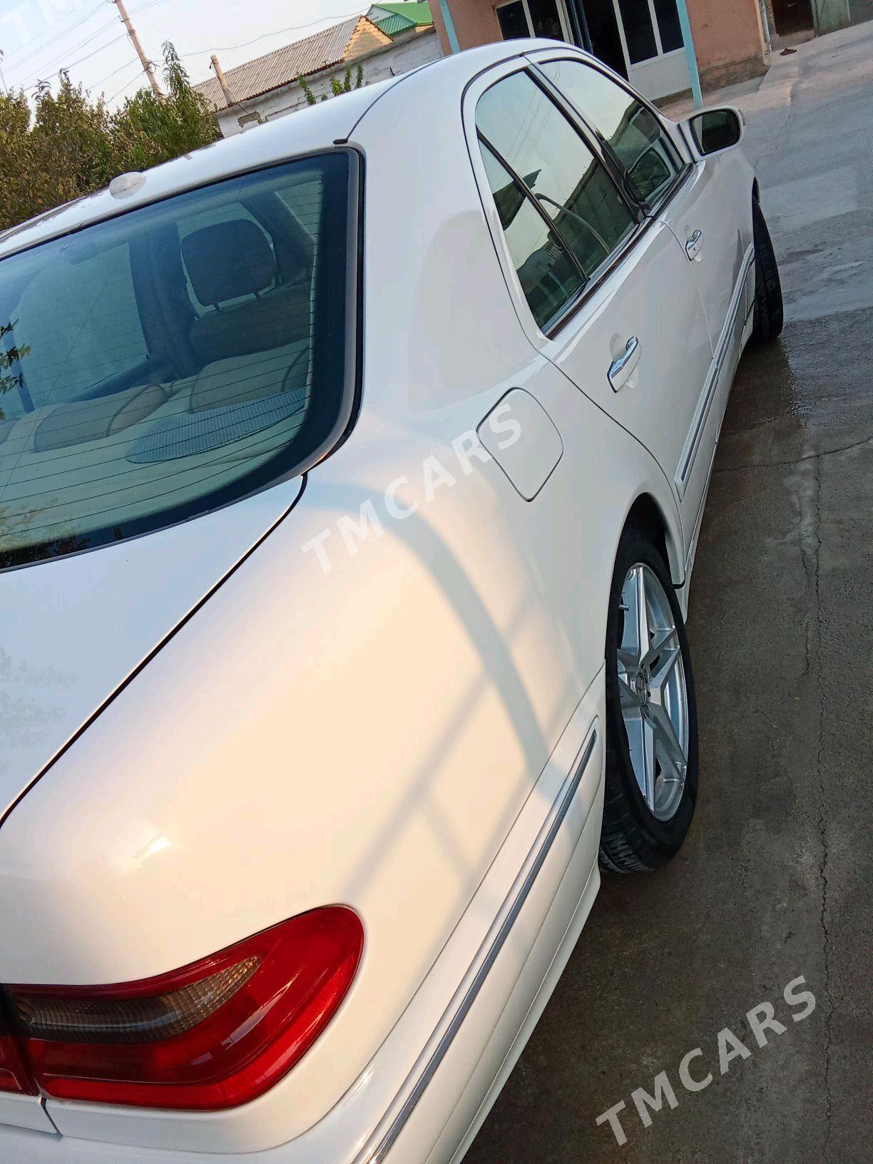 Mercedes-Benz E320 2000 - 120 000 TMT - Гызыларбат - img 4