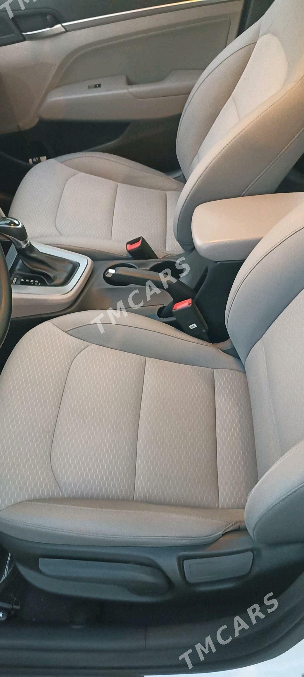 Hyundai Elantra 2019 - 215 000 TMT - Аркадаг - img 7
