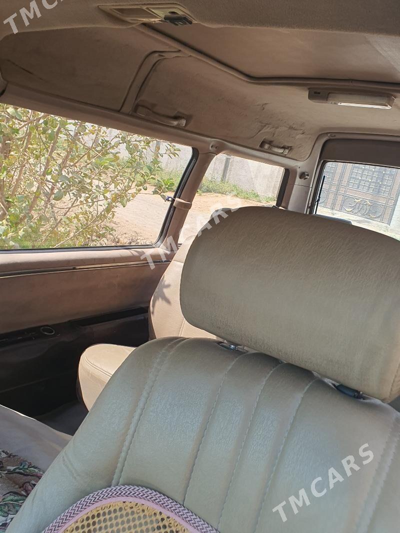 Toyota Town Ace 1989 - 50 000 TMT - Ёлётен - img 4