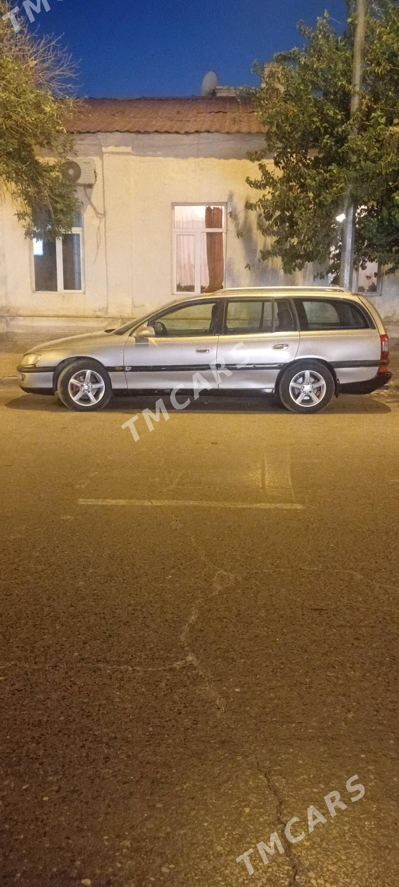 Opel Omega 1996 - 25 000 TMT - Türkmenabat - img 4