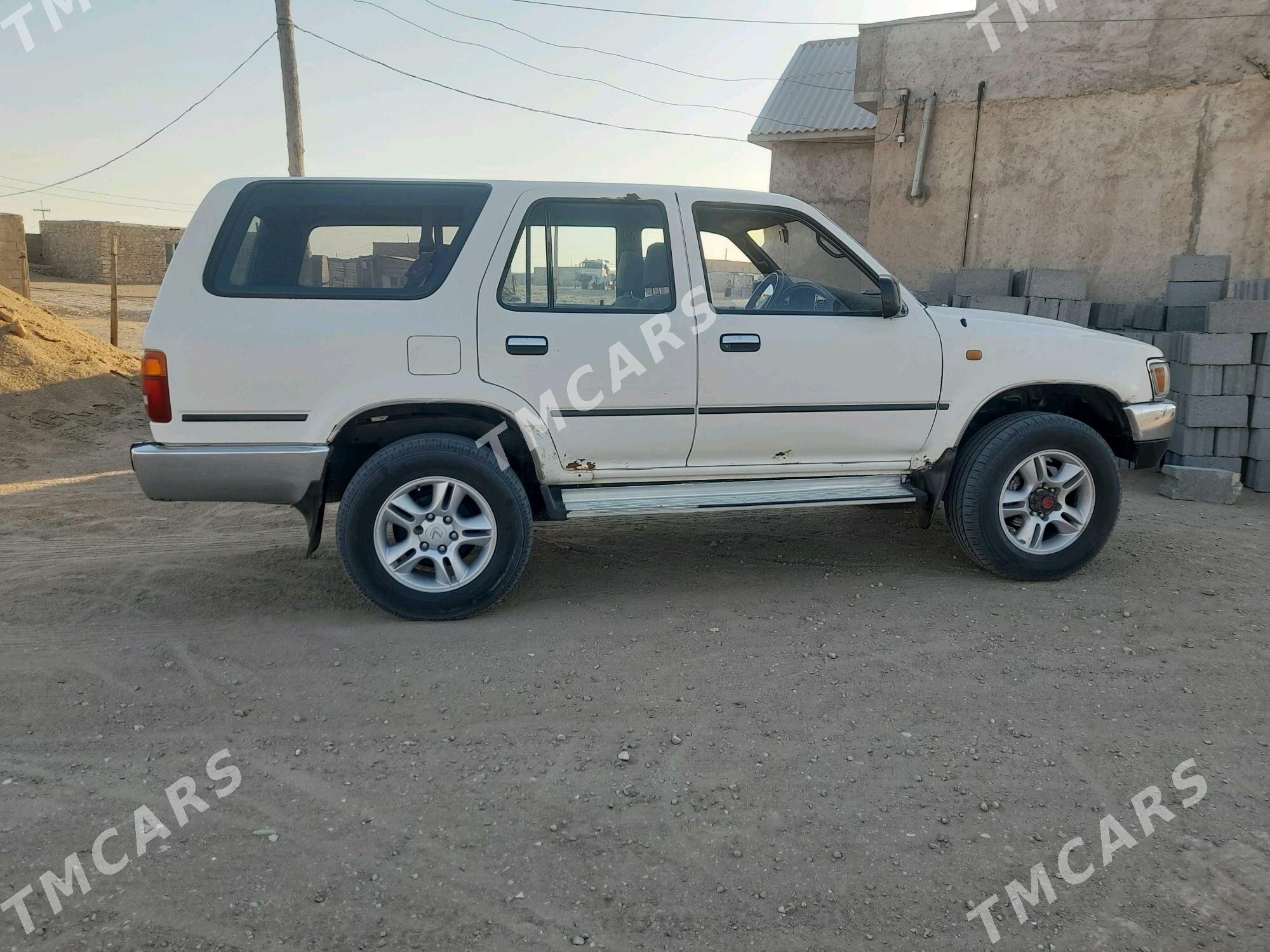 Toyota 4Runner 1993 - 60 000 TMT - Балканабат - img 7