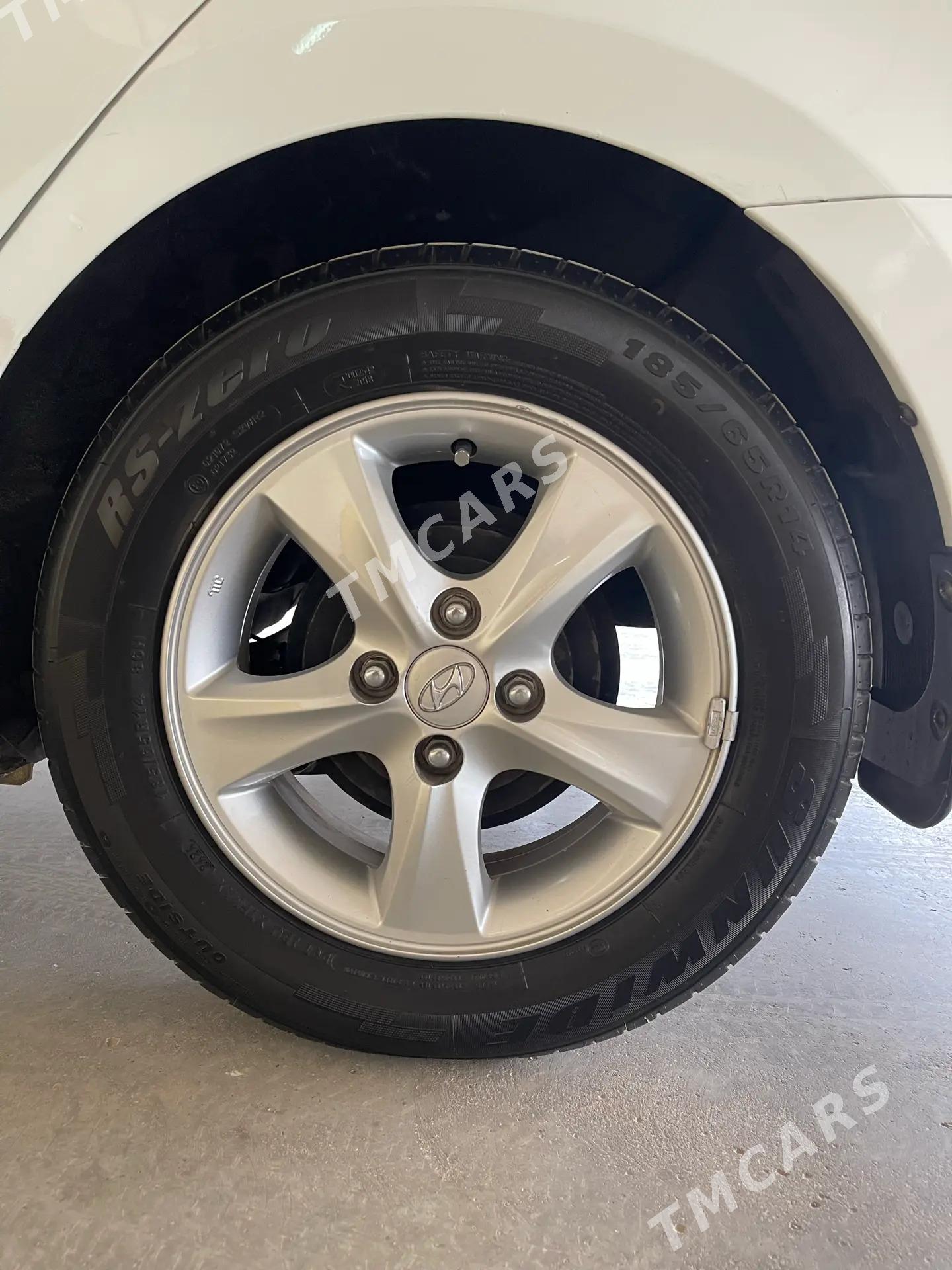 Hyundai Accent 2011 - 155 000 TMT - Ашхабад - img 2