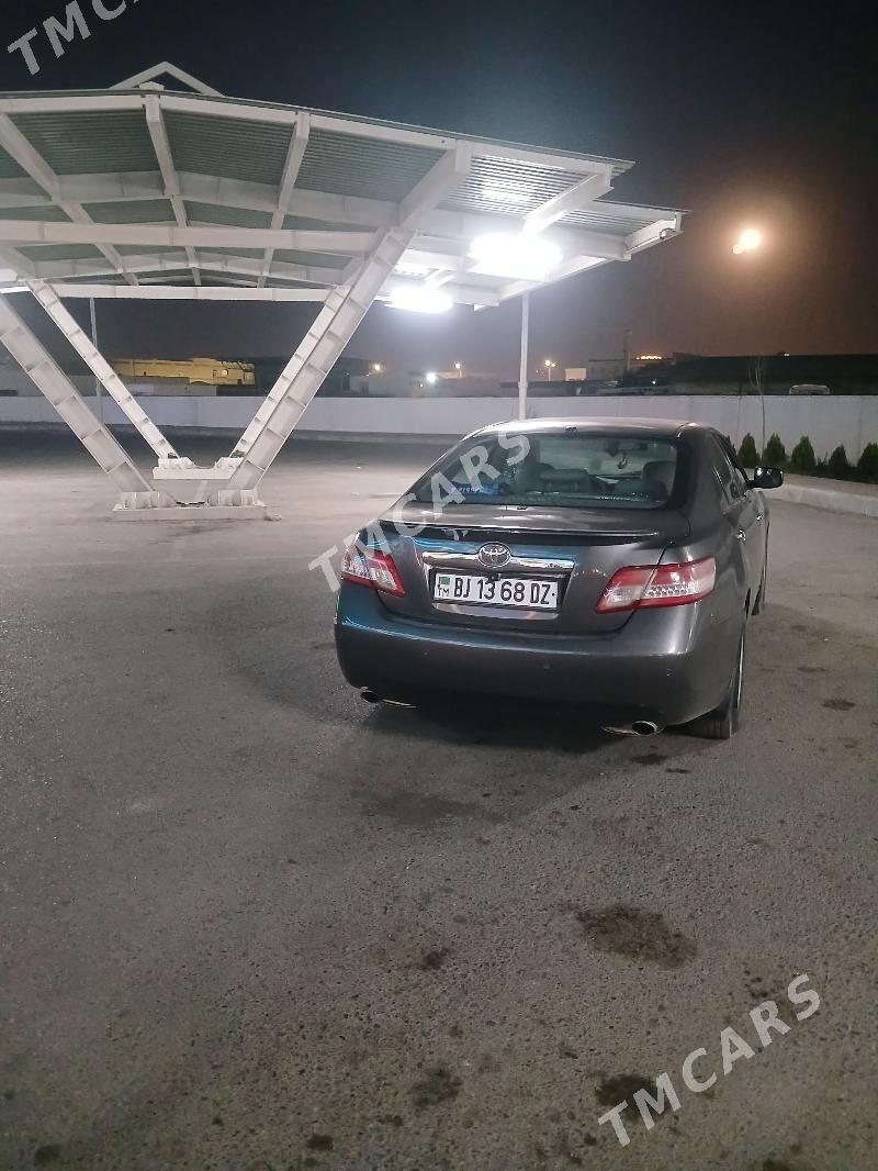 Toyota Camry 2006 - 130 000 TMT - Дашогуз - img 4