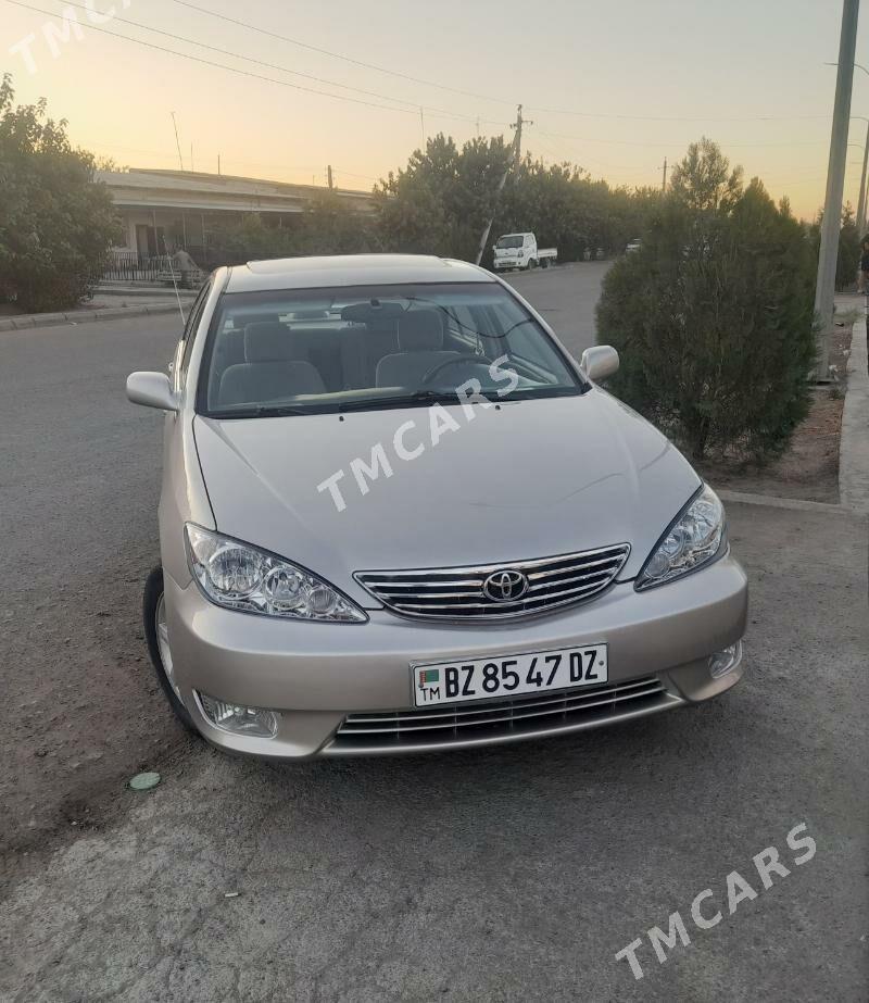 Toyota Camry 2004 - 200 000 TMT - Дашогуз - img 5