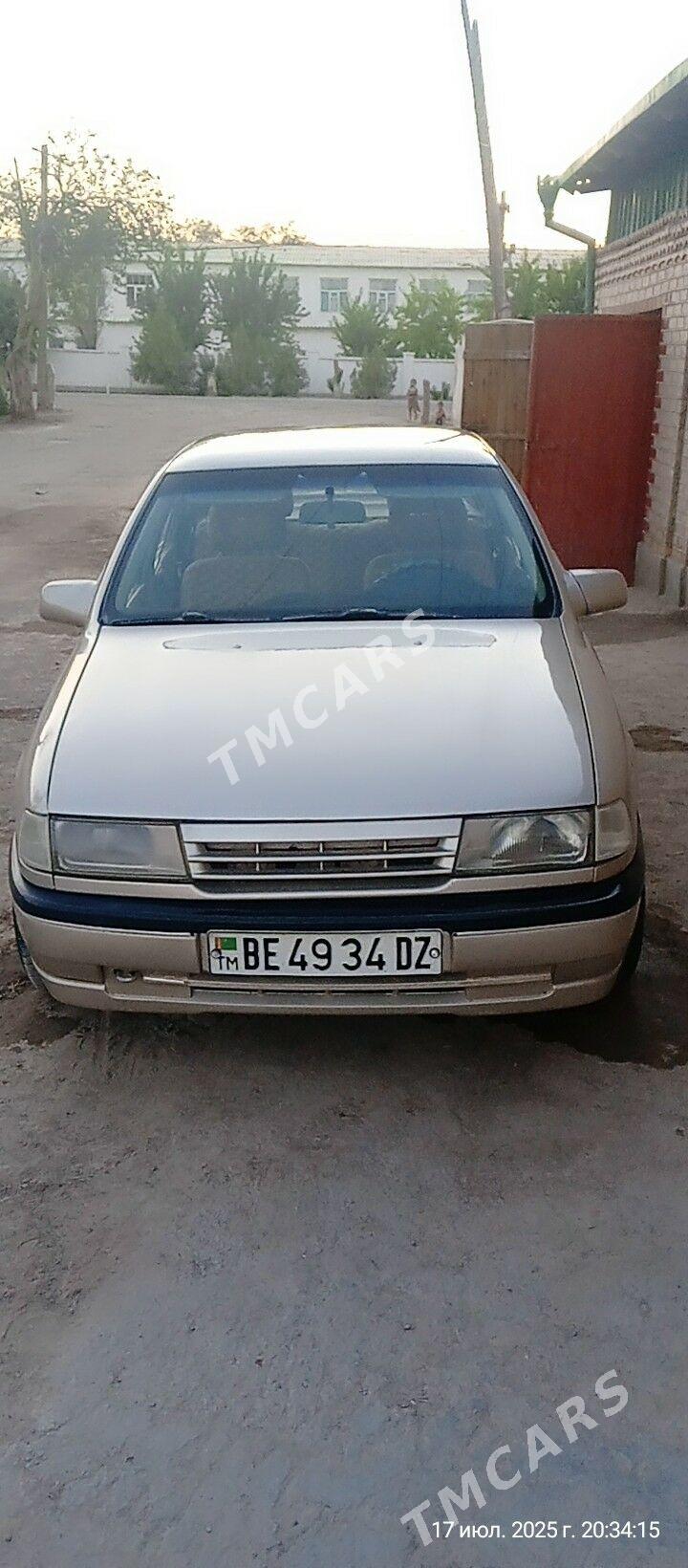 Opel Vectra 1990 - 35 000 TMT - Гурбансолтан Едже - img 7