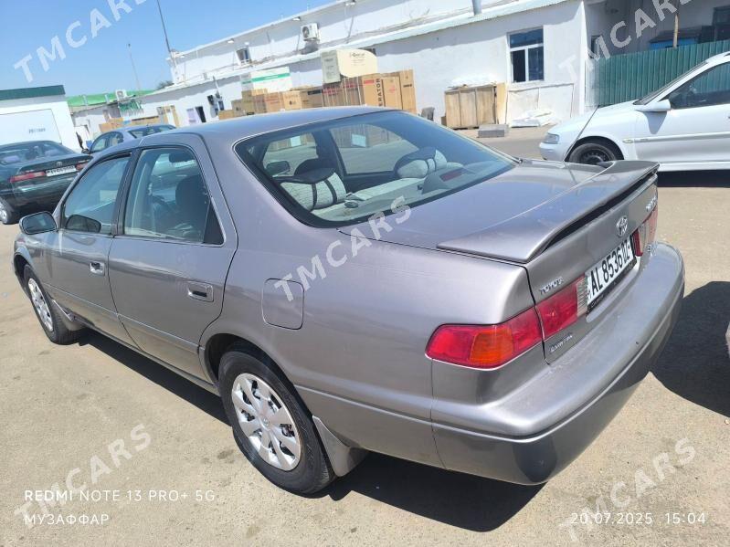 Toyota Camry 2001 - 130 000 TMT - Дашогуз - img 4