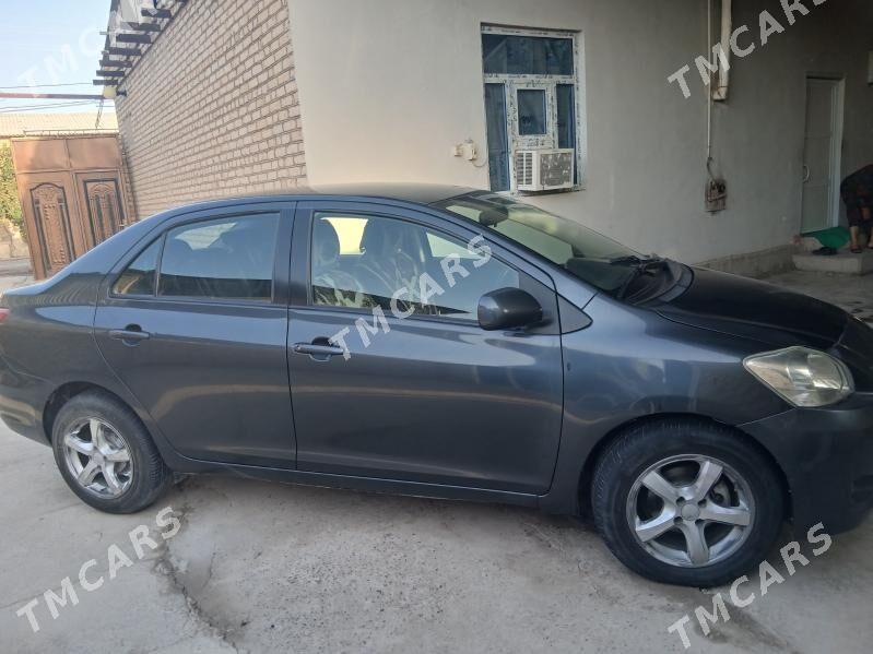 Toyota Yaris 2006 - 130 000 TMT - Türkmenabat - img 2