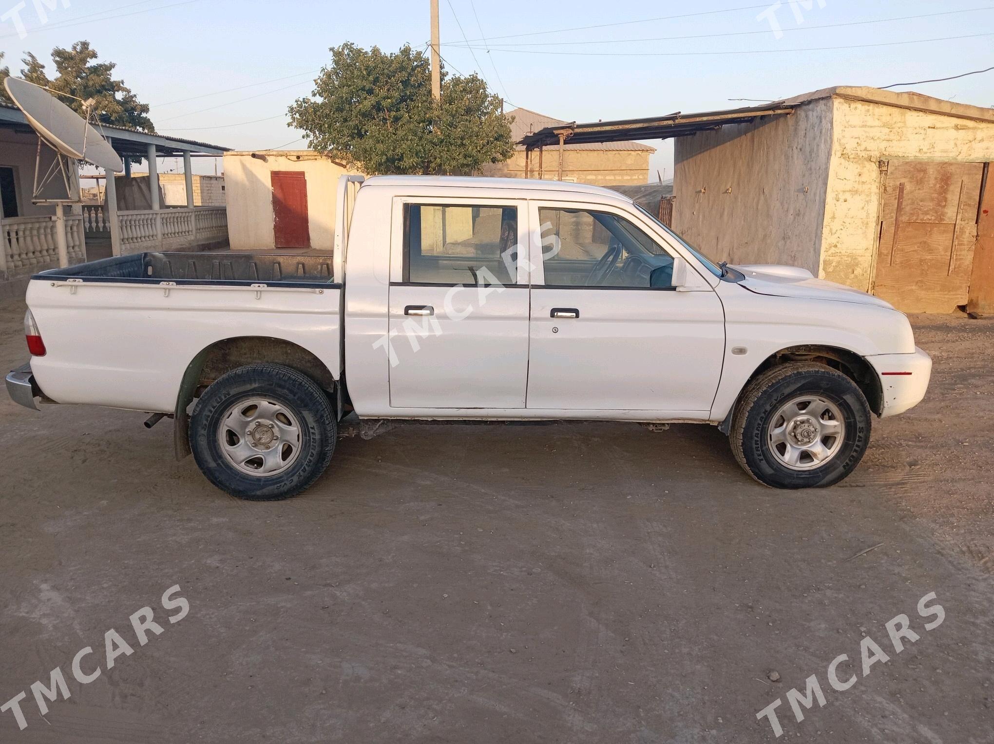 Mitsubishi L200 2004 - 70 000 TMT - Esenguly - img 5