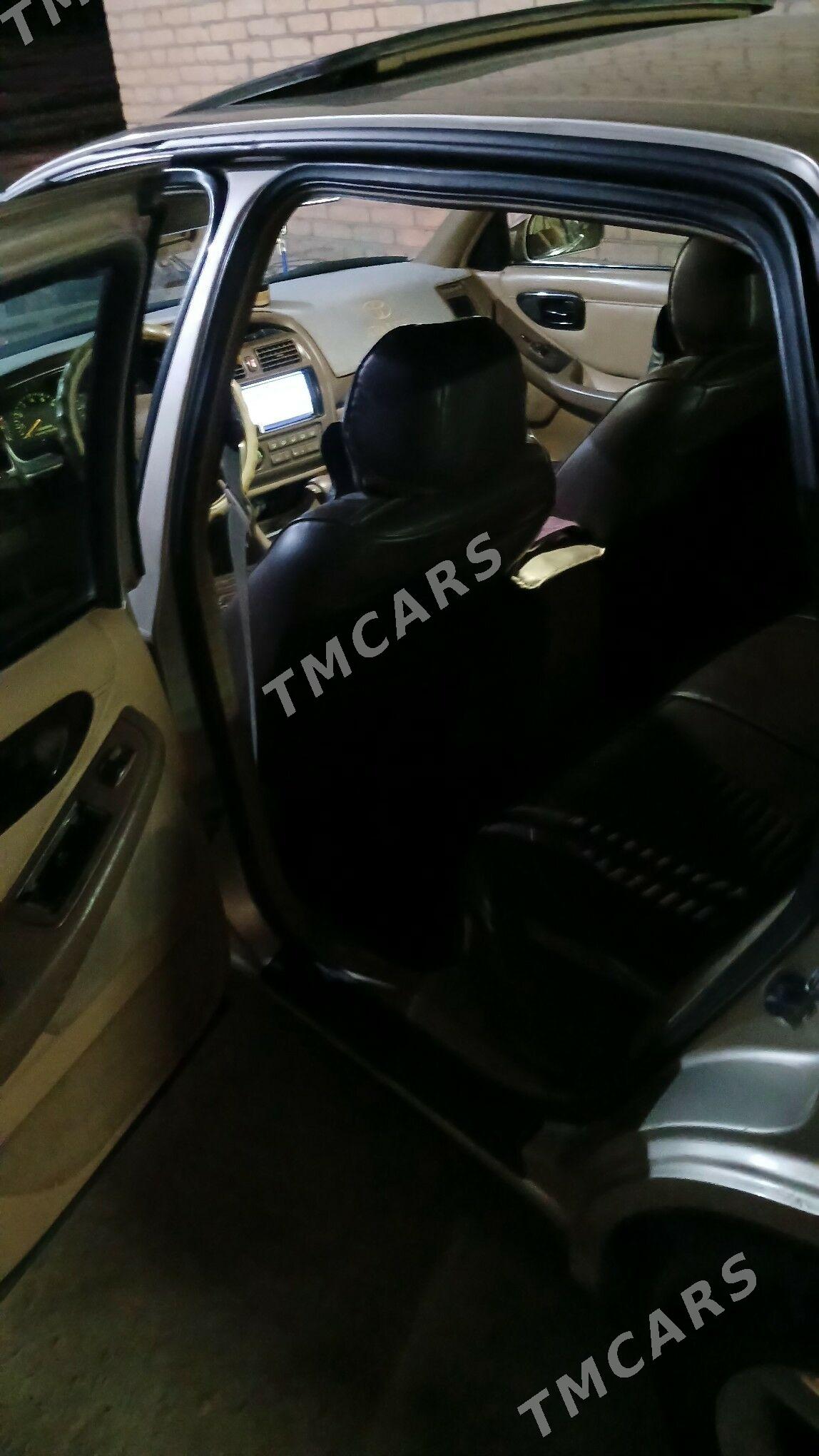 Toyota Avalon 1997 - 135 000 TMT - Дянев - img 3