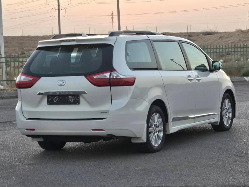Toyota Sienna 2019 - 510 000 TMT - Aşgabat - img 6