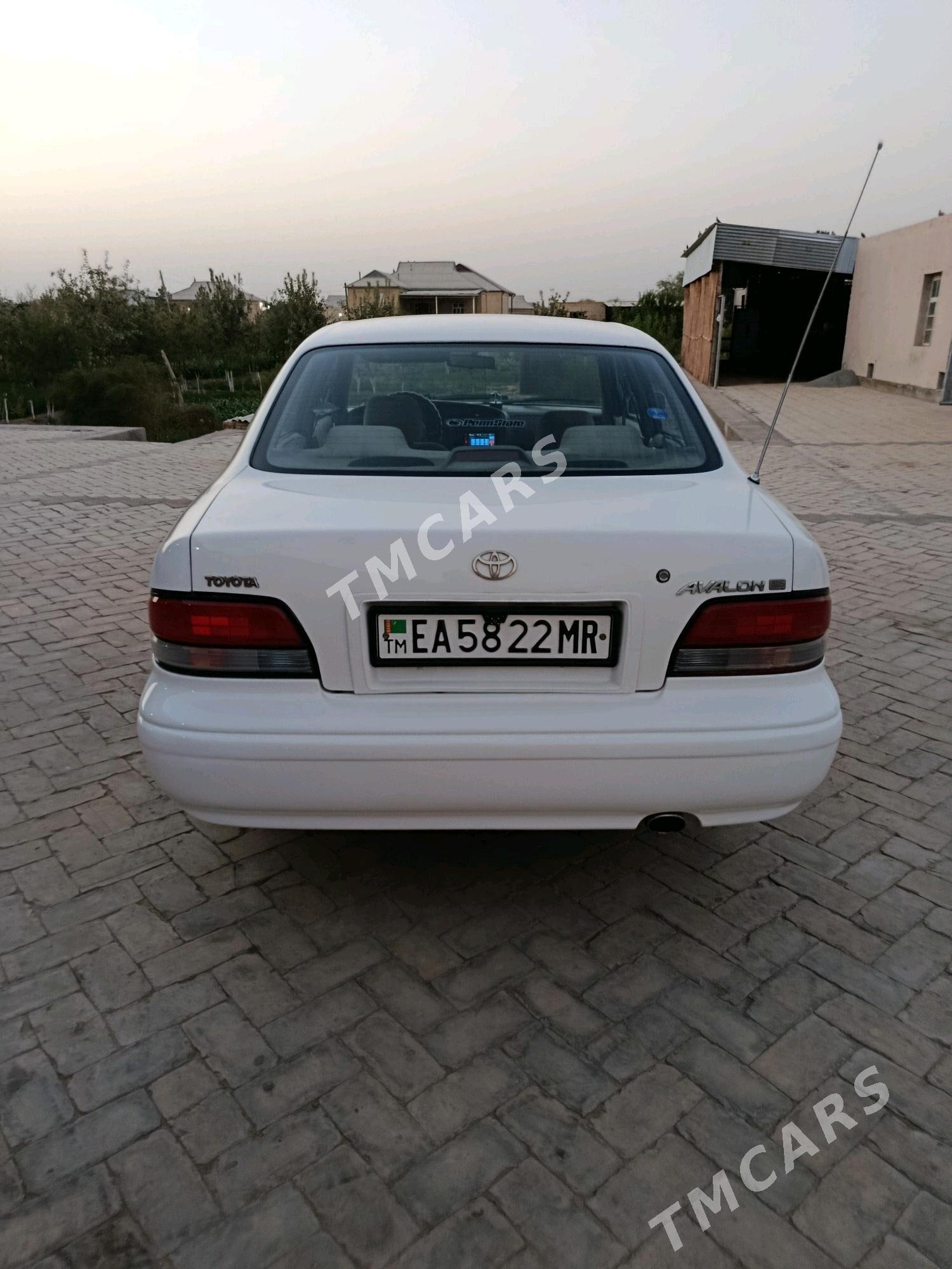 Toyota Avalon 1996 - 135 000 TMT - Байрамали - img 6