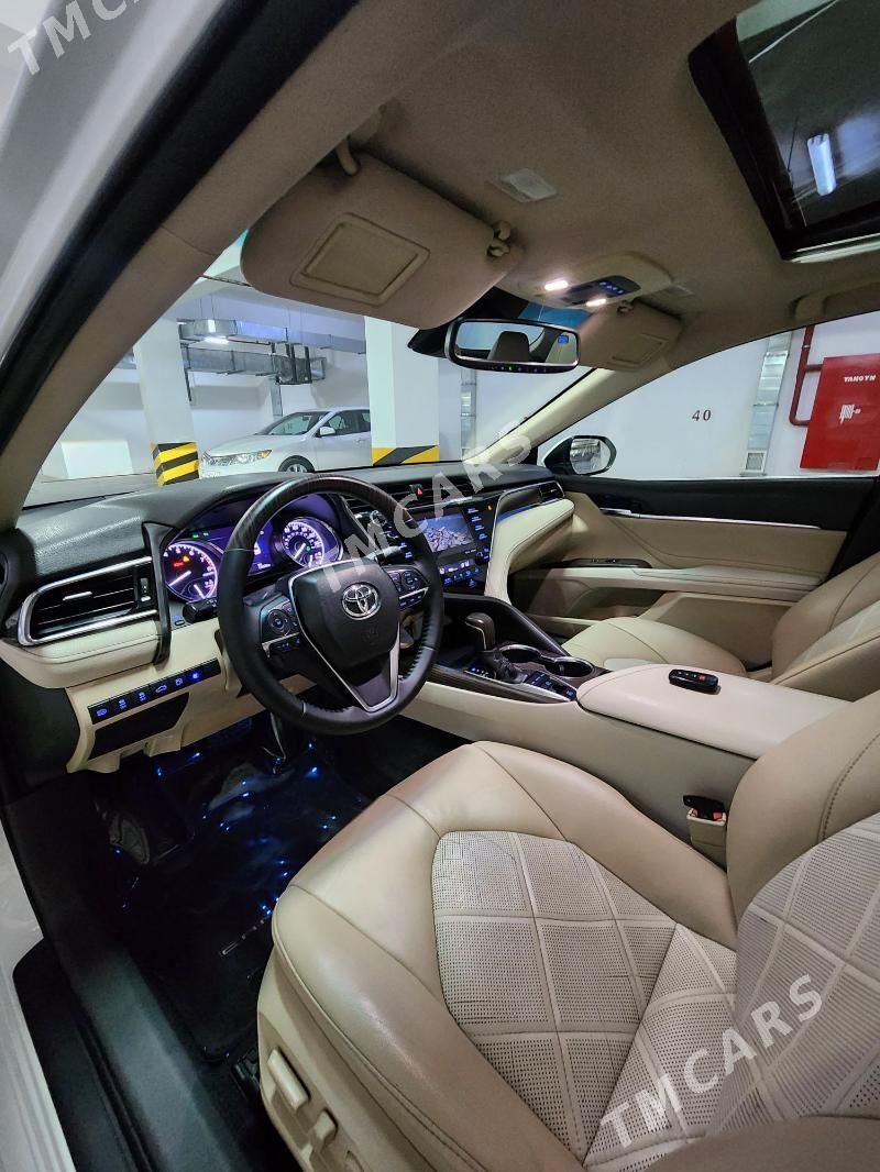 Toyota Camry 2018 - 360 000 TMT - Ашхабад - img 10
