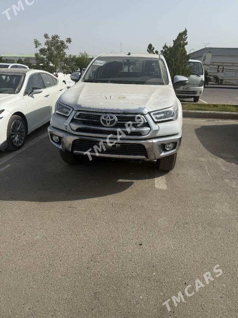 Toyota Hilux 2025 - 695 000 TMT - Гёкдже - img 3