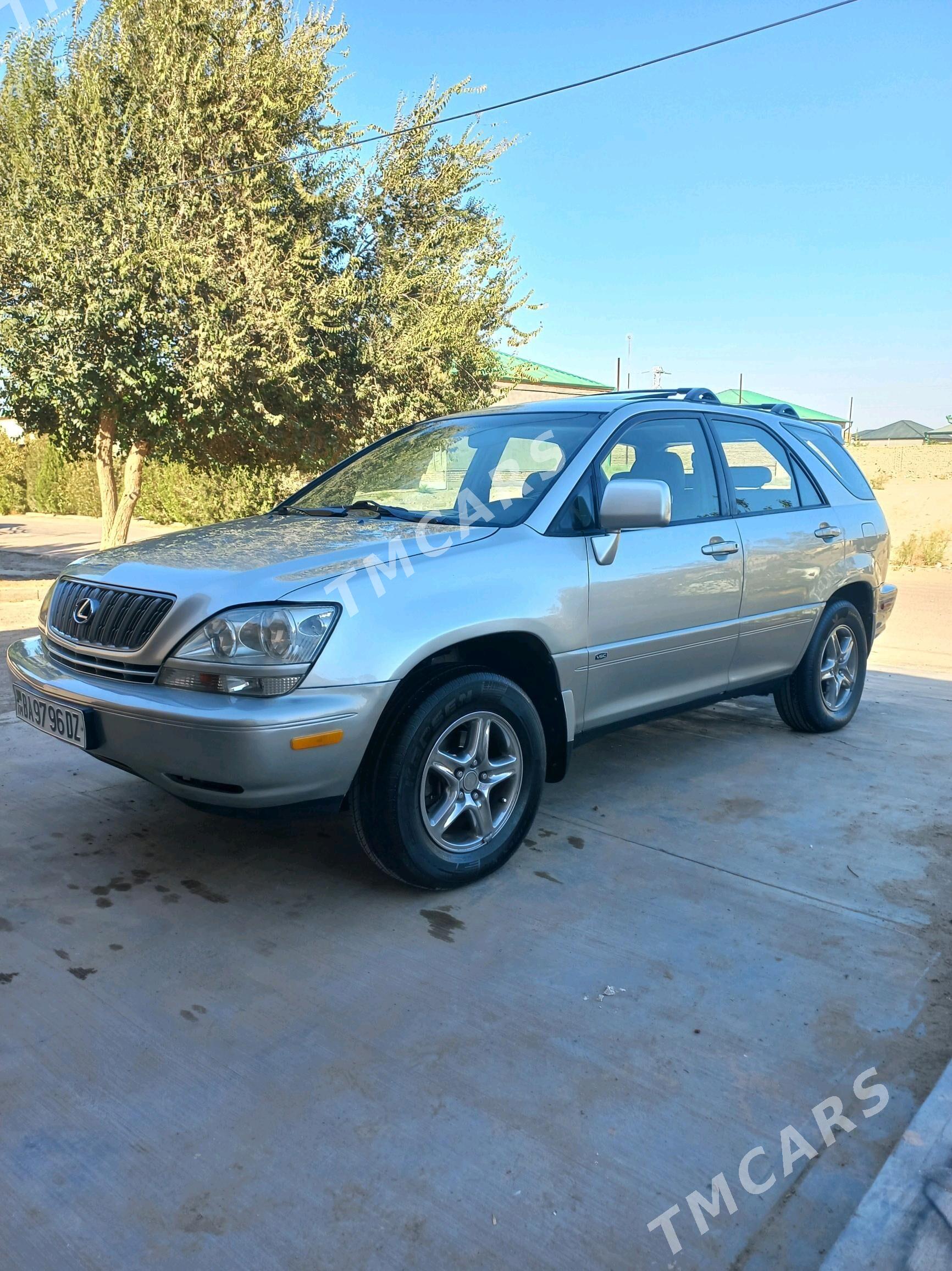 Lexus RX 300 2003 - 190 000 TMT - Дашогуз - img 2