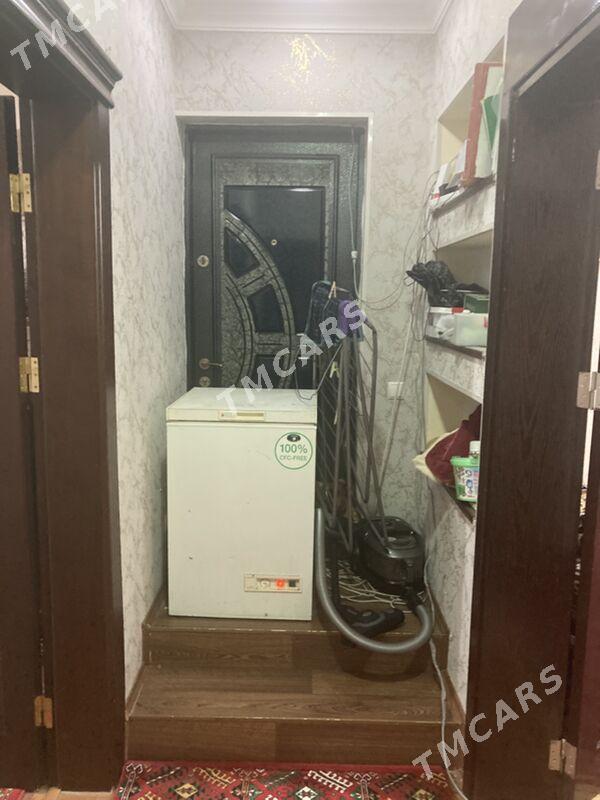 5 mkr 4 komnat 1 etaz - 5 мкр - img 3
