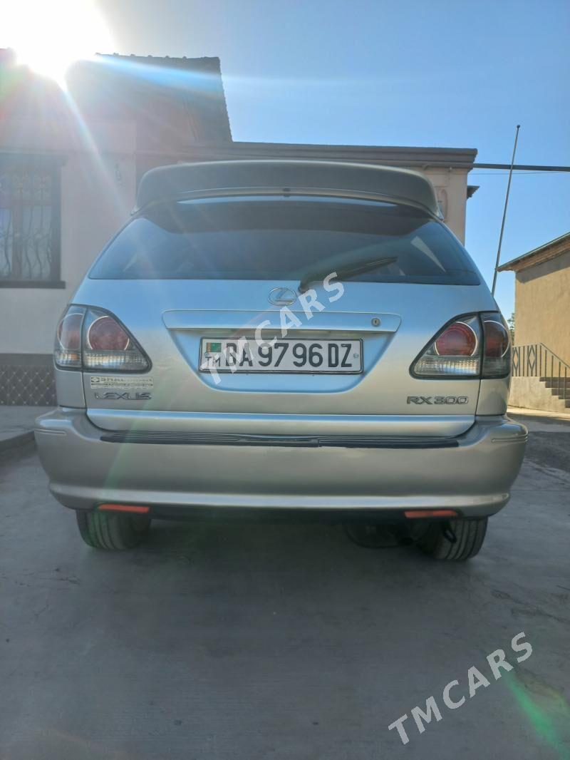 Lexus RX 300 2003 - 190 000 TMT - Дашогуз - img 4