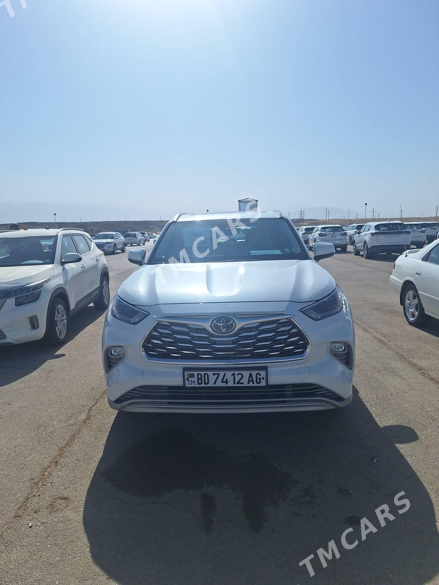 Toyota Highlander 2021 - 629 000 TMT - Berzeňňi - img 9