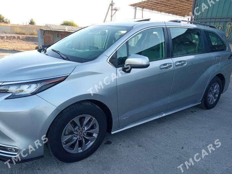 Toyota Sienna 2021 - 490 000 TMT - Dänew - img 4