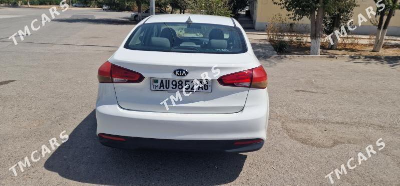 Kia Forte 2018 - 190 000 TMT - Aşgabat - img 9