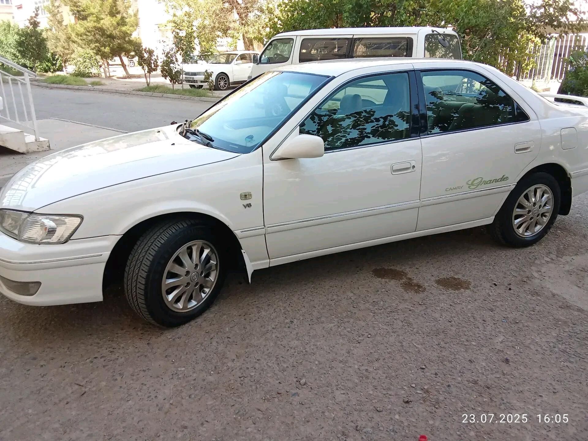 Toyota Camry 2001 - 200 000 TMT - Туркменабат - img 9