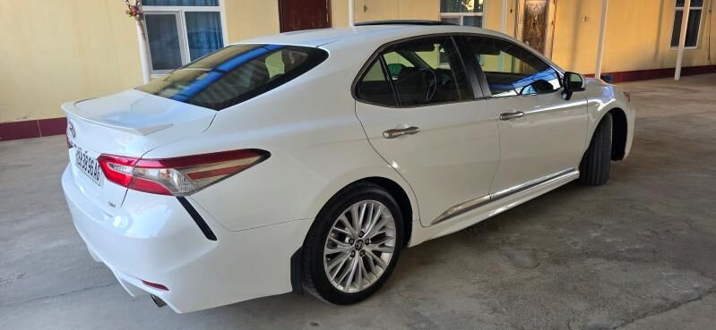 Toyota Camry 2018 - 325 000 TMT - Aşgabat - img 7