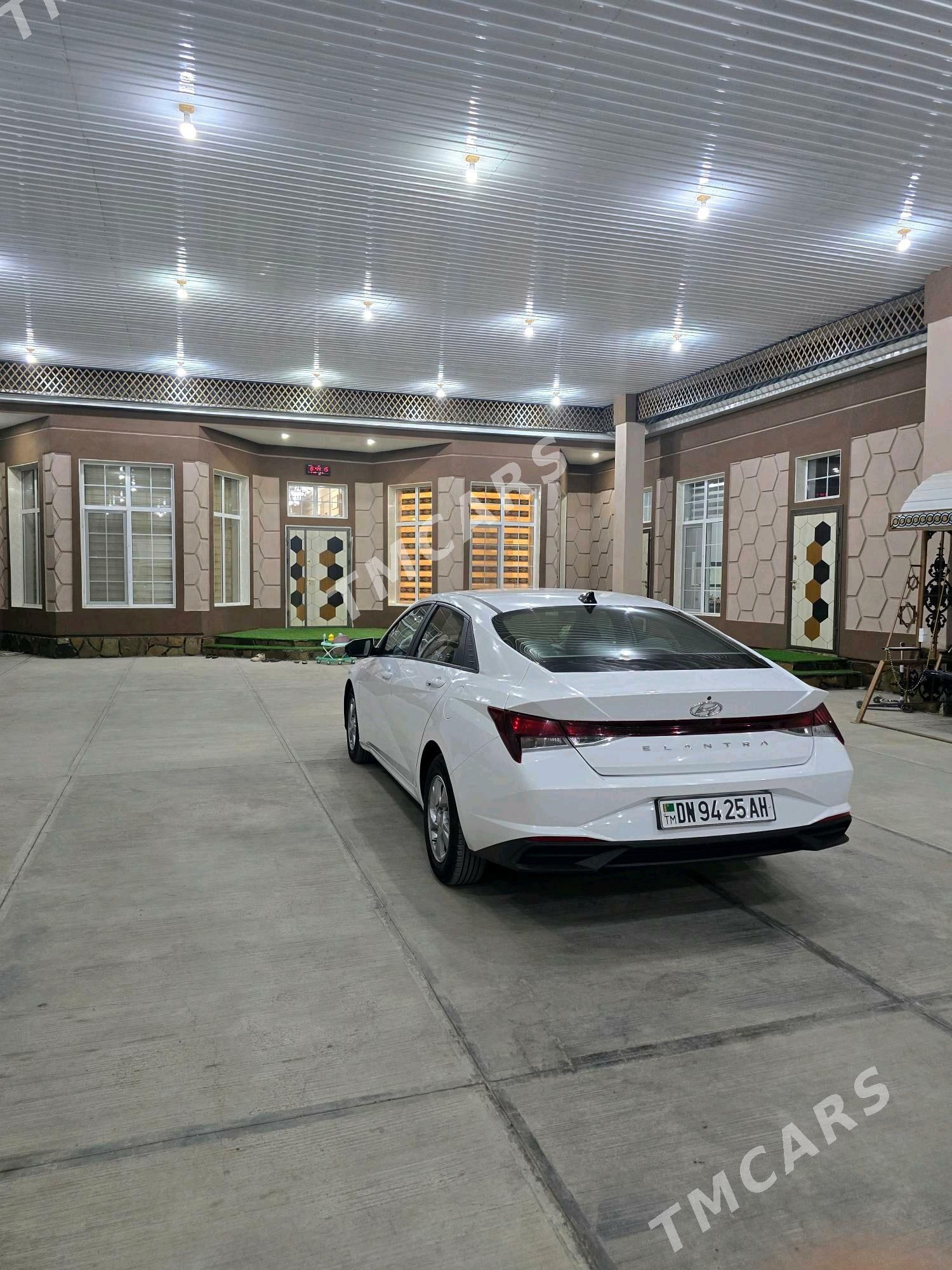 Hyundai Elantra 2021 - 238 000 TMT - Бахарден - img 4