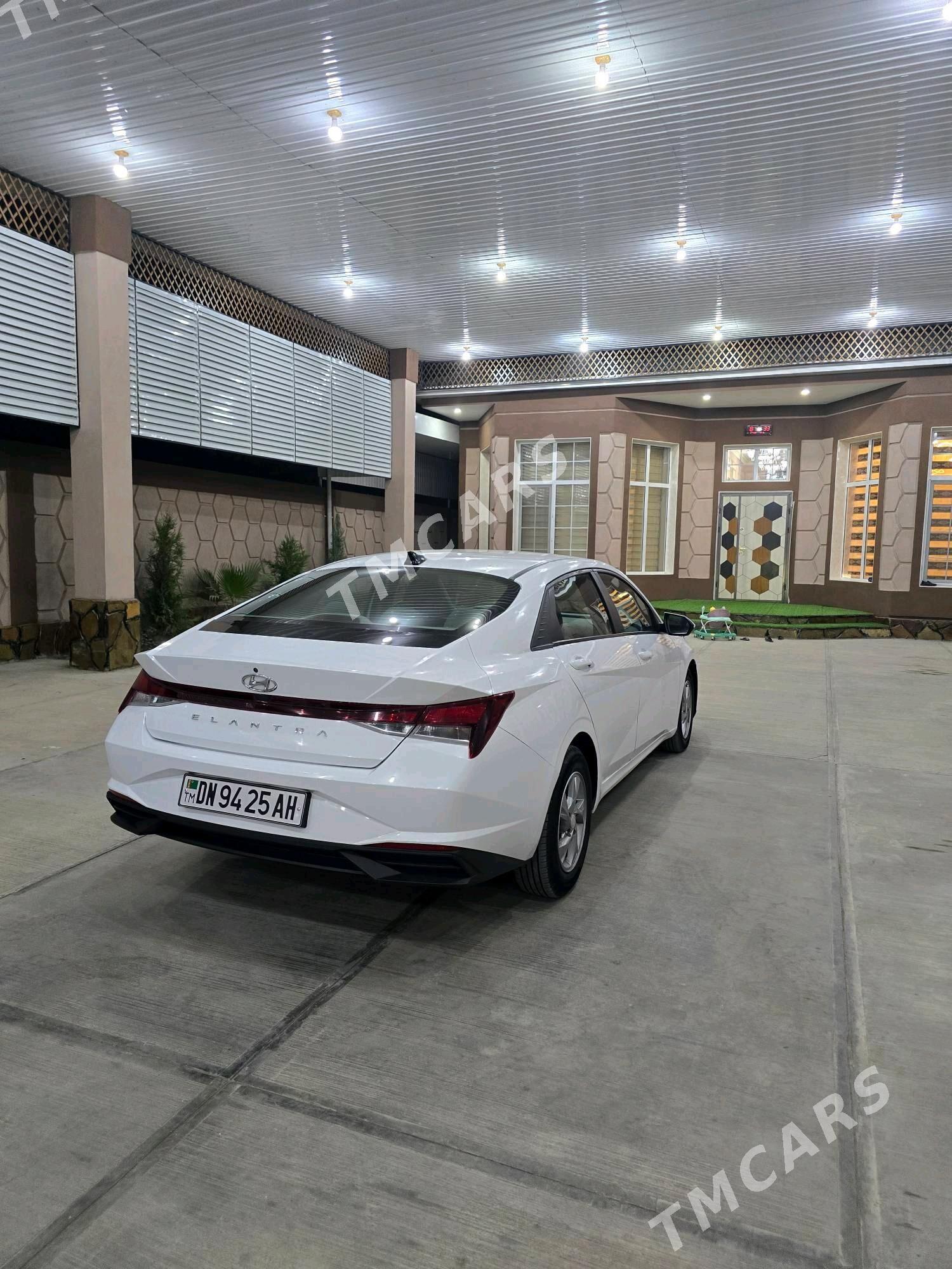 Hyundai Elantra 2021 - 238 000 TMT - Бахарден - img 5