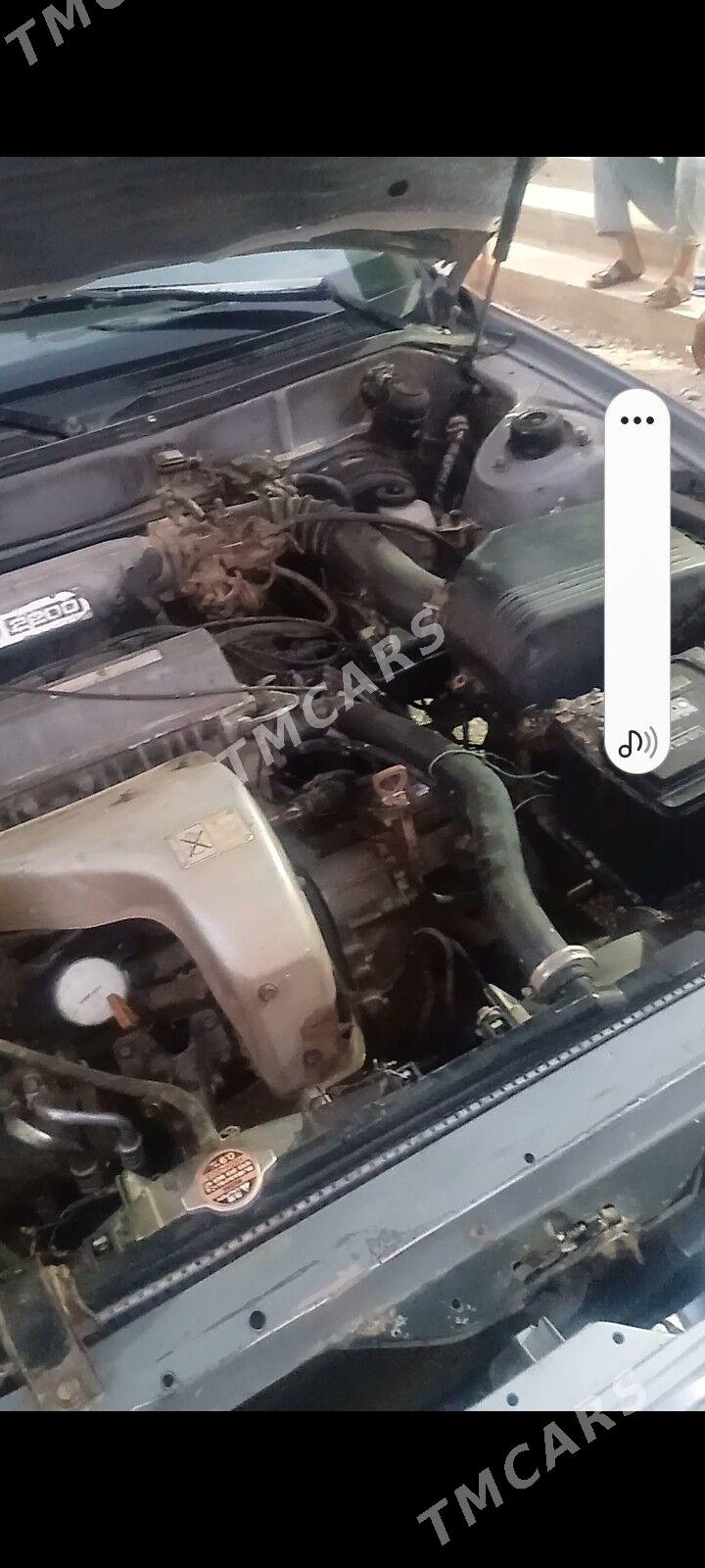 Toyota Camry 1994 - 80 000 TMT - Чарджоу - img 4