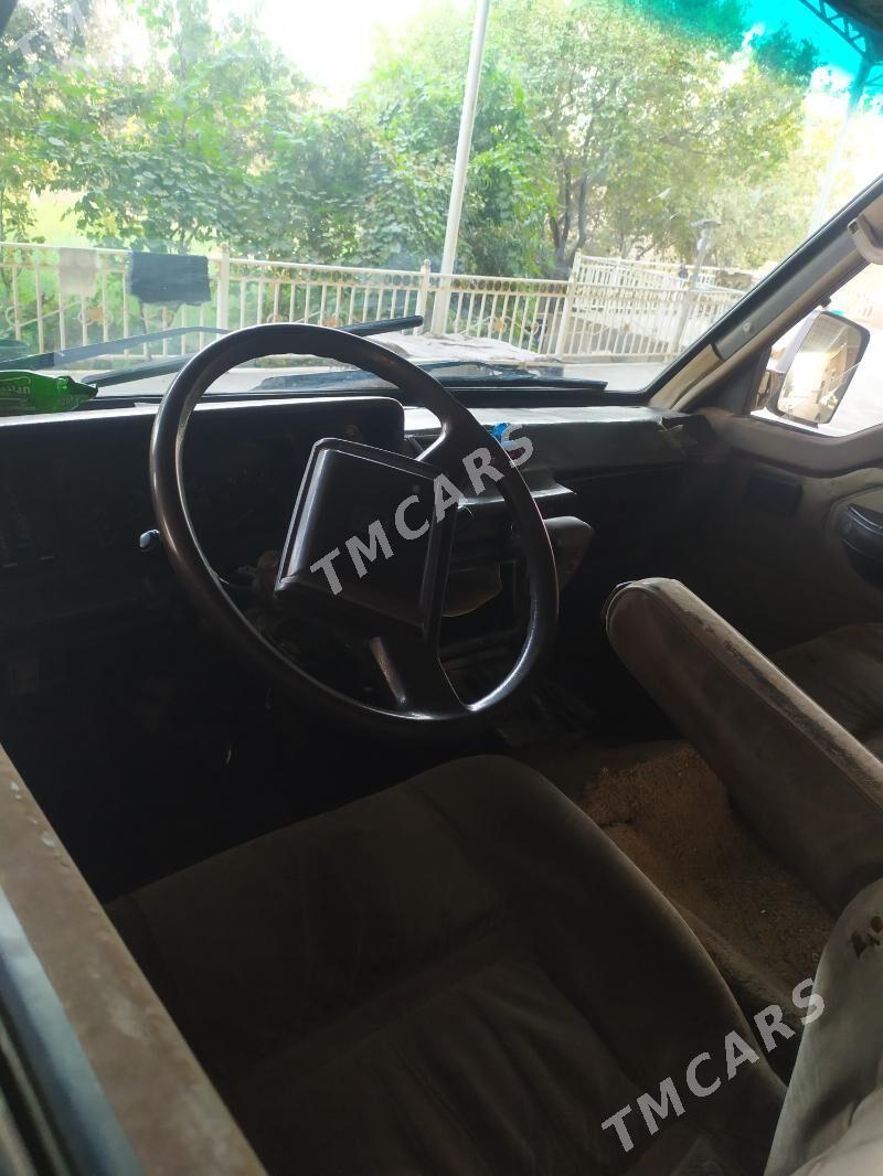 Toyota Hiace 1988 - 35 000 TMT - Mary - img 2