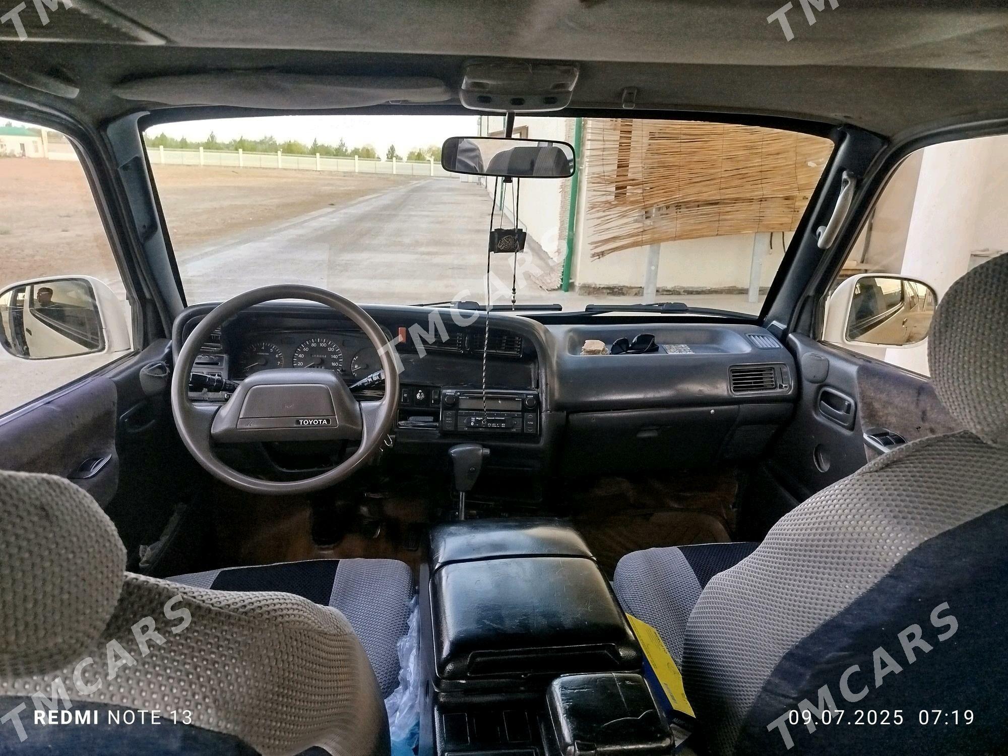 Toyota Hiace 1996 - 80 000 TMT - Wekilbazar - img 8