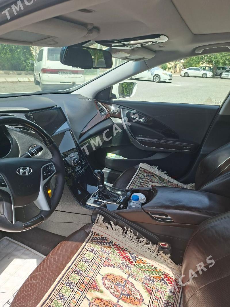 Hyundai Azera 2011 - 180 000 TMT - Ашхабад - img 4