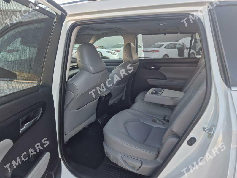 Toyota Highlander 2021 - 520 000 TMT - Мары - img 2