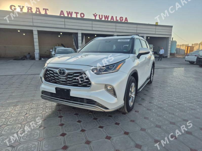 Toyota Highlander 2021 - 520 000 TMT - Мары - img 6