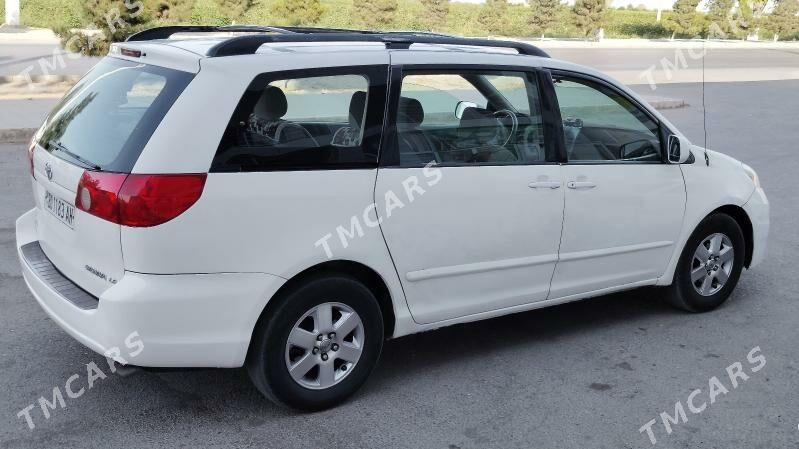 Toyota Sienna 2008 - 205 000 TMT - Aşgabat - img 2