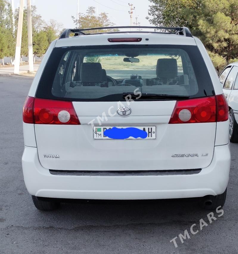 Toyota Sienna 2008 - 205 000 TMT - Aşgabat - img 5