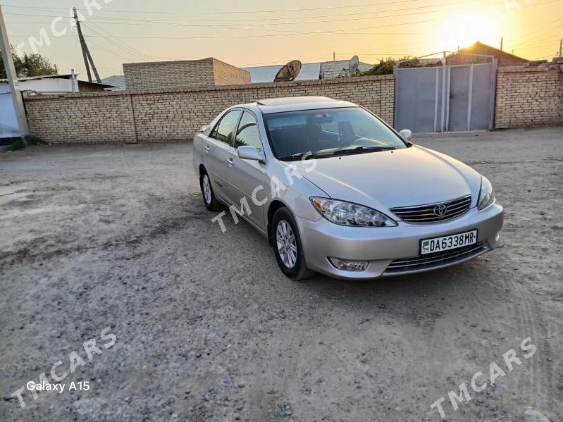 Toyota Camry 2004 - 179 000 TMT - Baýramaly - img 3