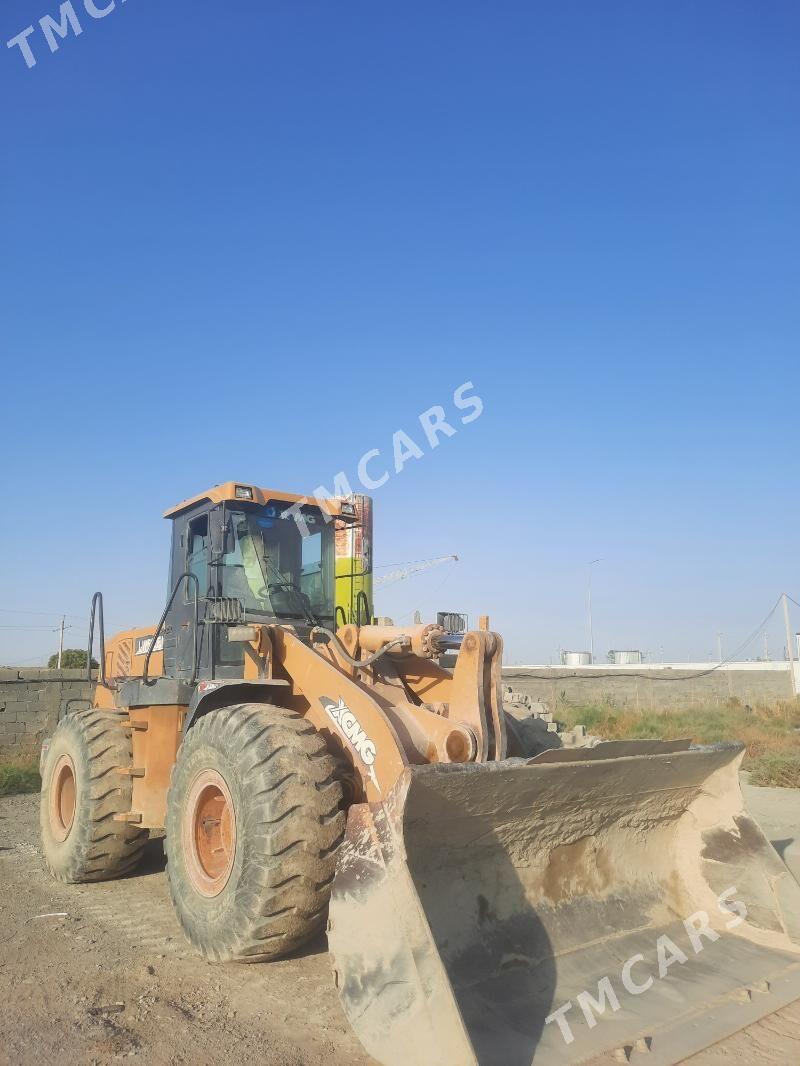 XCMG LW500F 2015 - 600 000 TMT - Бахарден - img 2