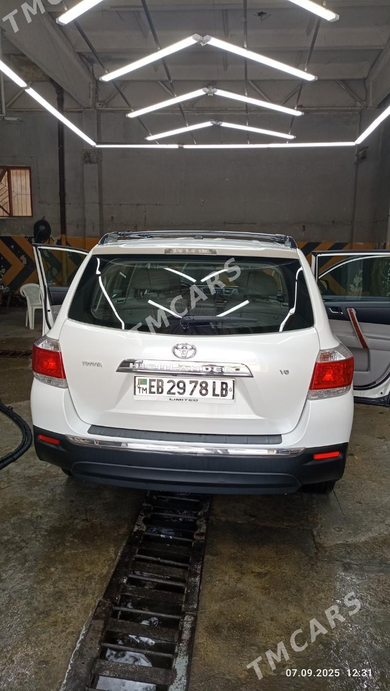 Toyota Highlander 2012 - 380 000 TMT - Türkmenabat - img 5