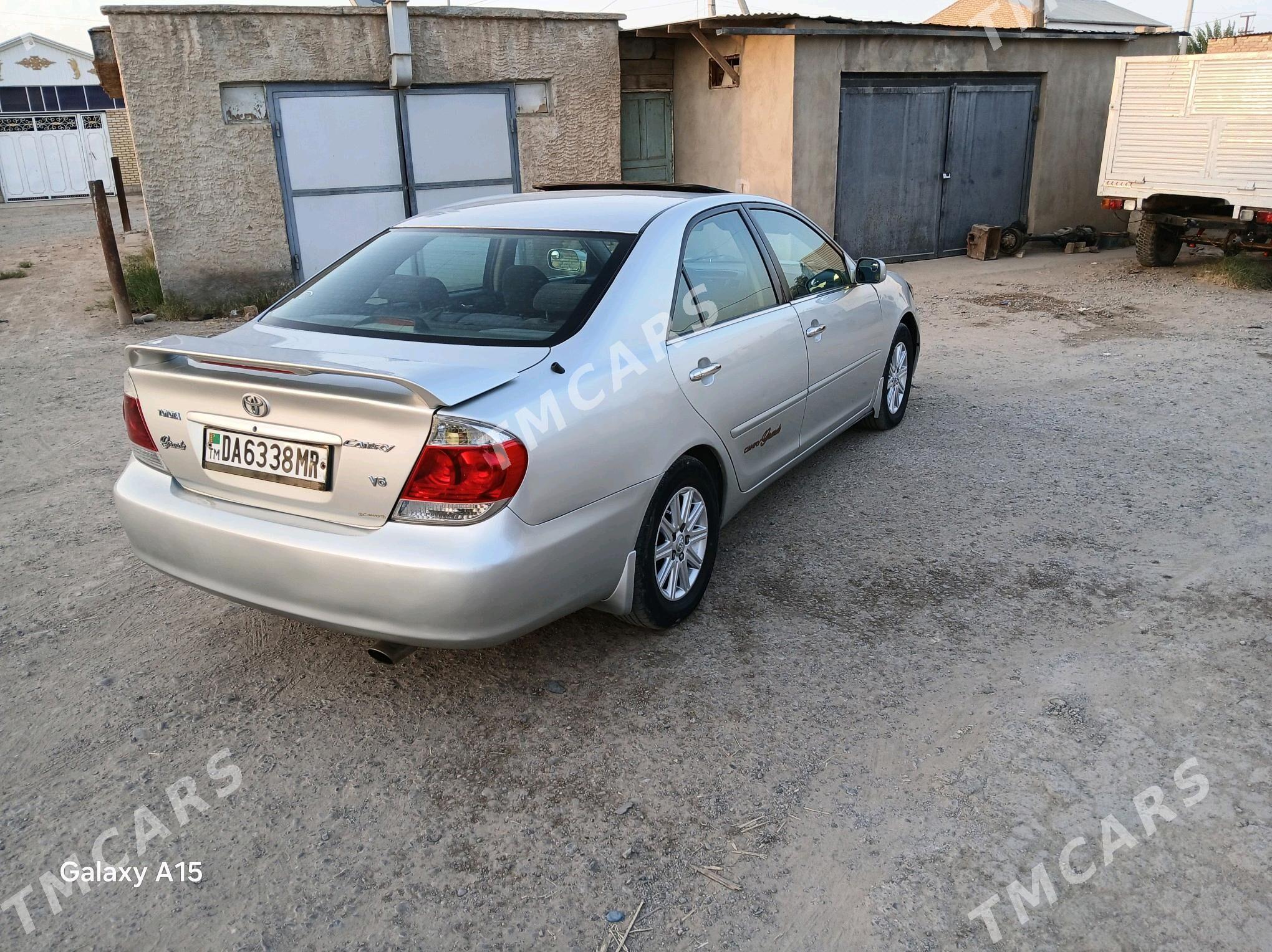 Toyota Camry 2004 - 179 000 TMT - Baýramaly - img 4