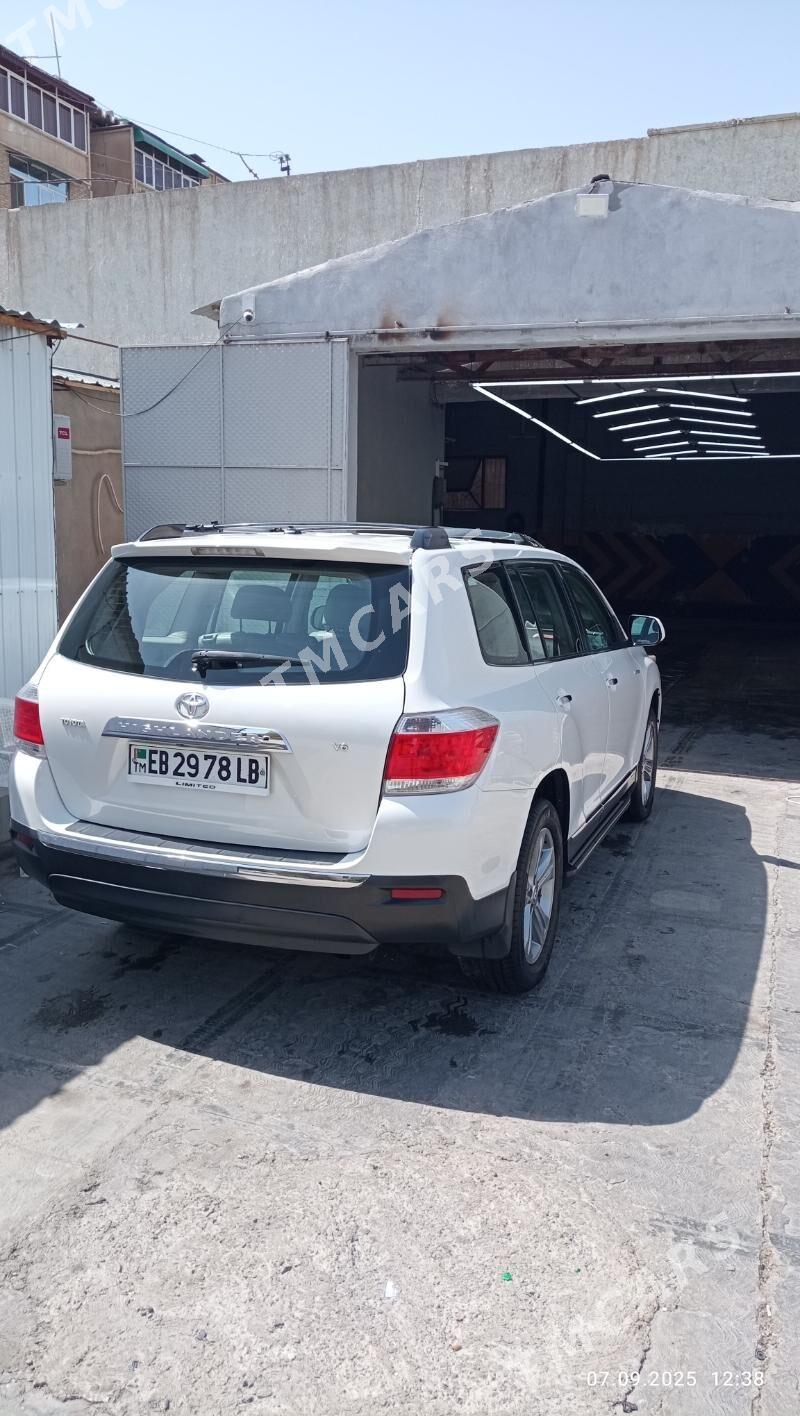 Toyota Highlander 2012 - 380 000 TMT - Türkmenabat - img 6