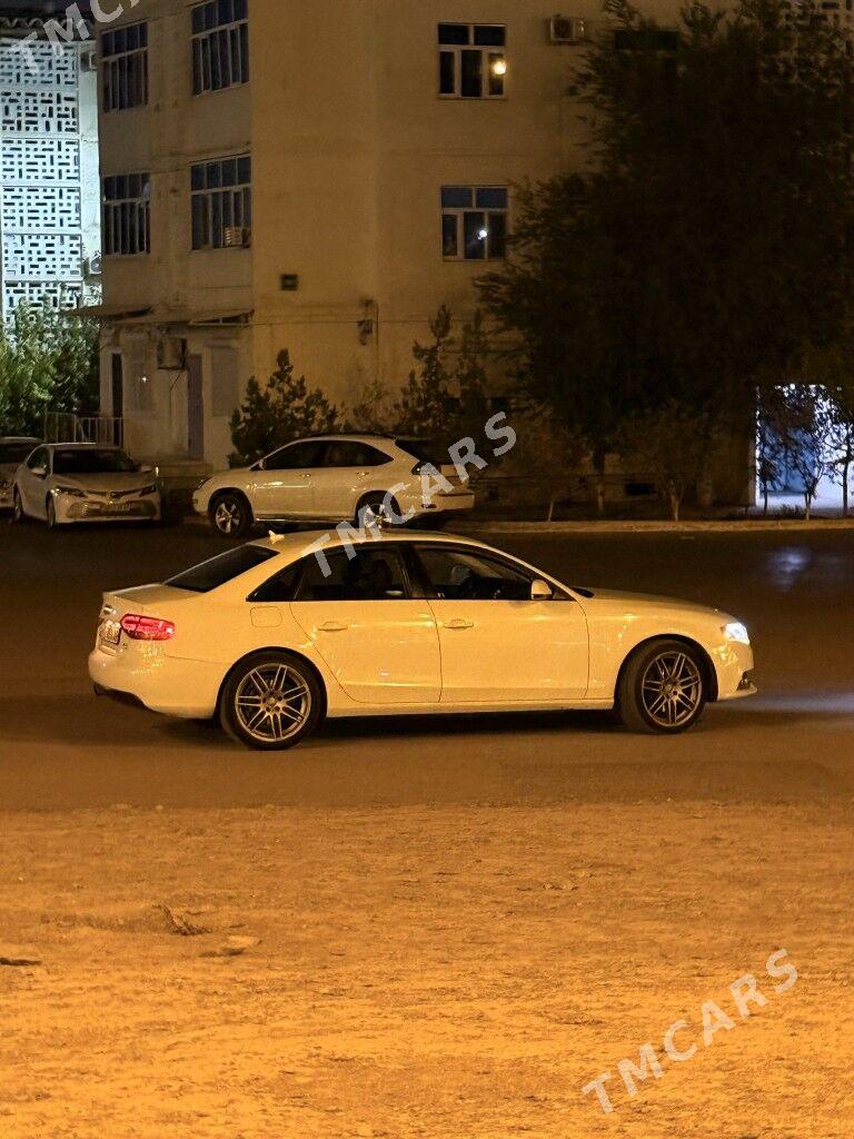Audi A4 2010 - 140 000 TMT - Айтакова (ул. Огузхана) - img 4