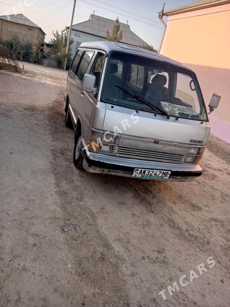 Toyota Hiace 1987 - 40 000 TMT - Murgap - img 8