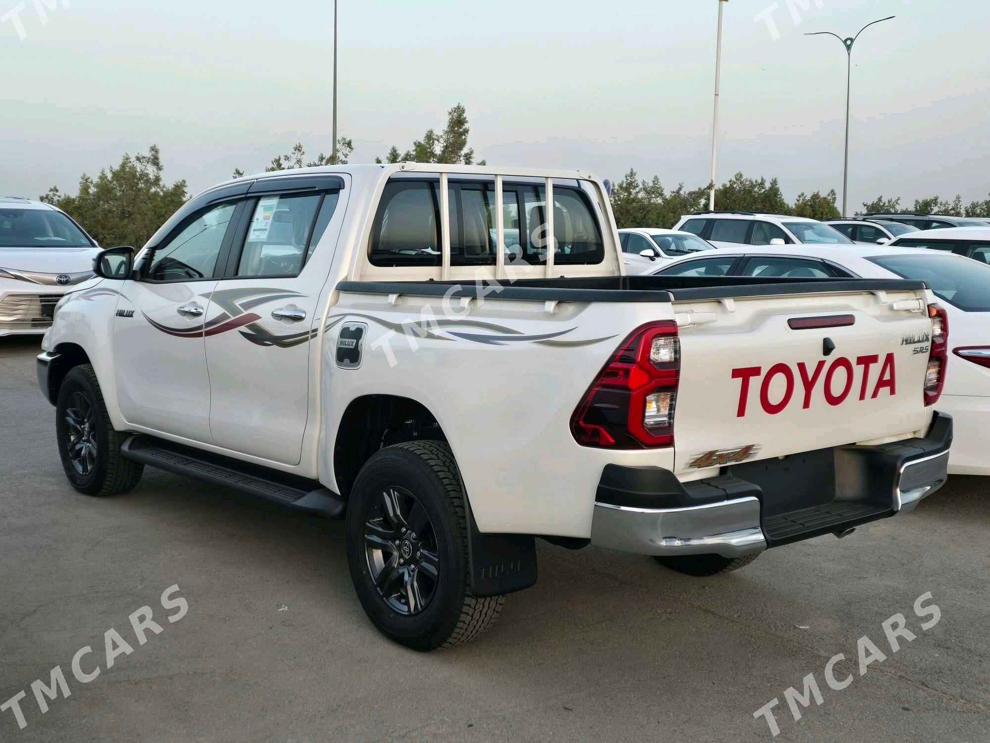 Toyota Hilux 2025 - 669 000 TMT - Ашхабад - img 5